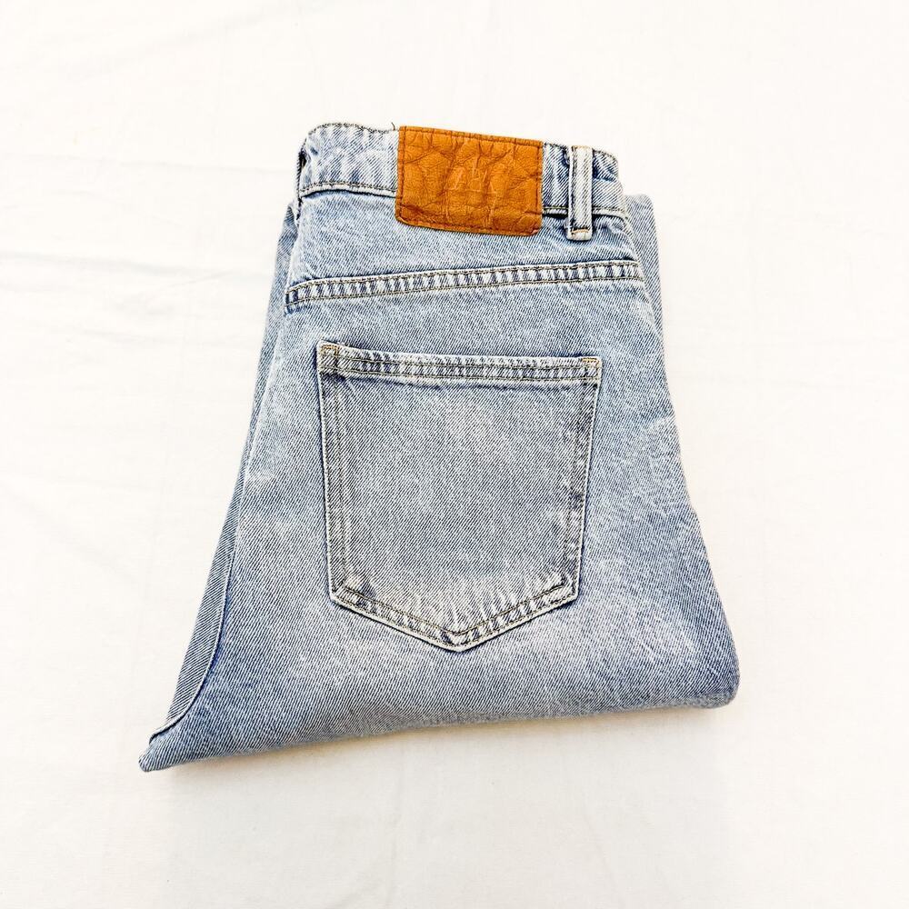 Zara Acid Wash Straight Leg Denim Jeans Zip Fly Size 6